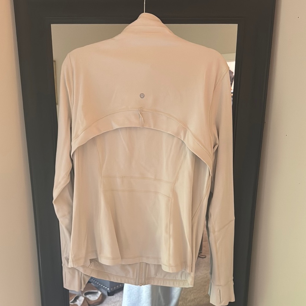 Womens Lululemon Define Jacket - Picture 4 of 10